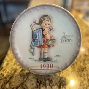 MJ HUMMEL Plate Vintage 1980 10th Annual Plate